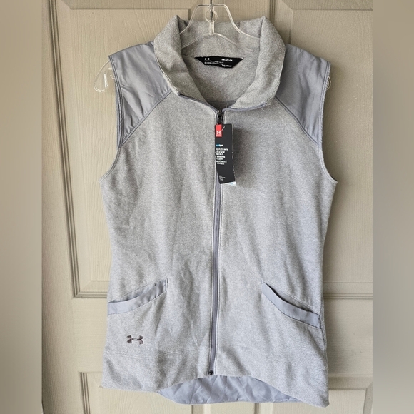 $65 Under Armour Vest Womens Small Gray Zip Up Loose Fit Cold Gear Outdoor - Picture 3 of 12